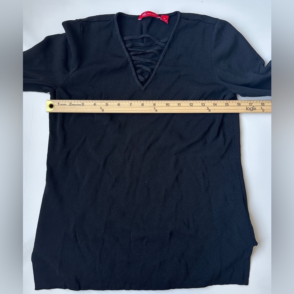 Anne Klein Black Lace Up Rib Knit 3/4 Sleeve Lightweight Sweater Top Medium - Picture 4 of 6